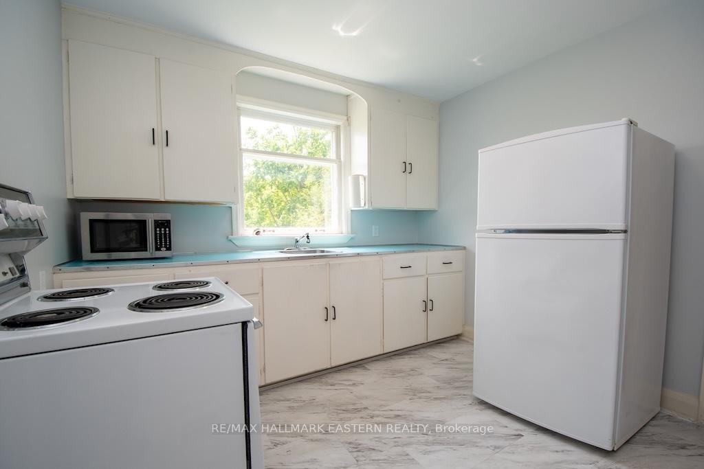 Photo 14 of 2449 Lansdowne Street W, Cavan Monaghan, Cavan-Monaghan — HOMEH