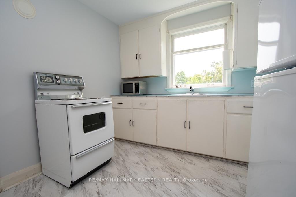 Photo 15 of 2449 Lansdowne Street W, Cavan Monaghan, Cavan-Monaghan — HOMEH