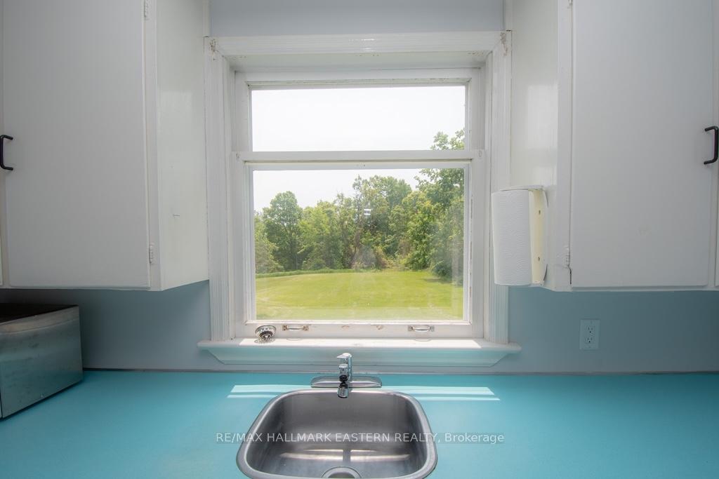 Photo 16 of 2449 Lansdowne Street W, Cavan Monaghan, Cavan-Monaghan — HOMEH