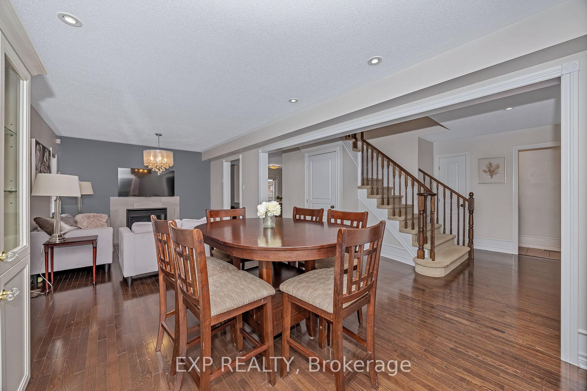Photo 7 of 574 Dusty Miller Crescent, Ottawa, Riverside South/Gloucester Glen — HOMEH
