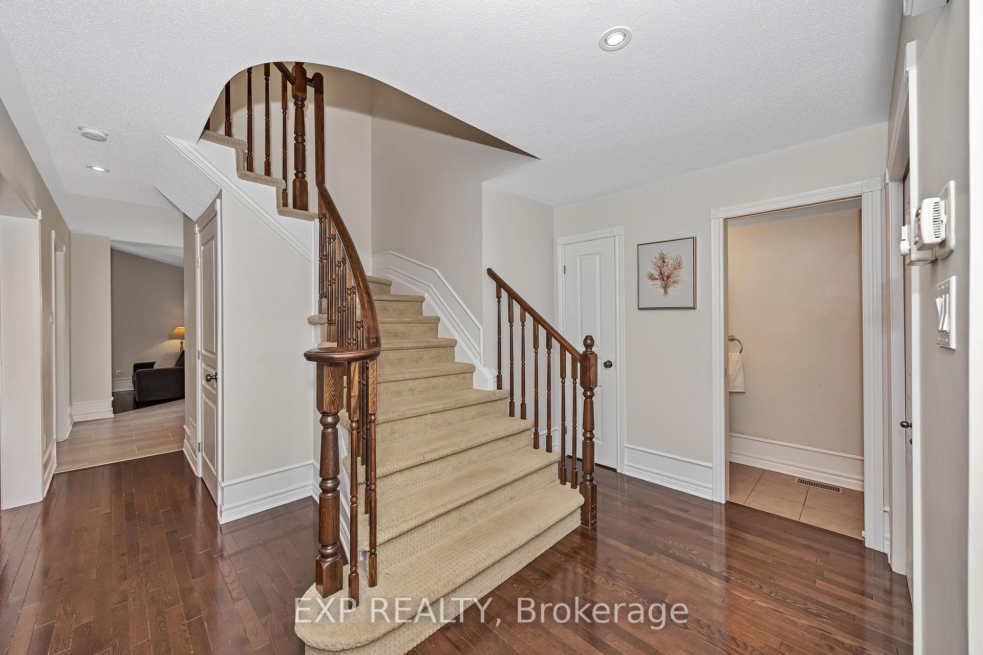 Photo 21 of 574 Dusty Miller Crescent, Ottawa, Riverside South/Gloucester Glen — HOMEH