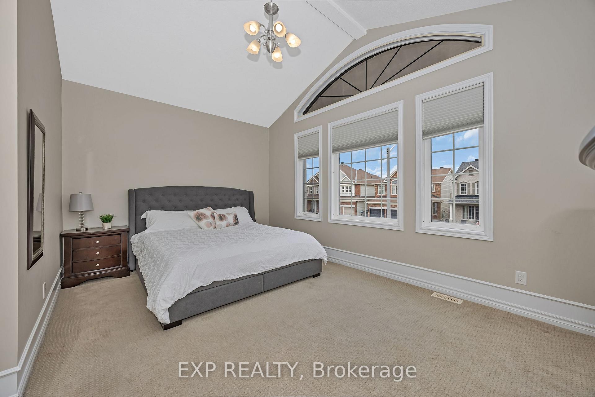 Photo 22 of 574 Dusty Miller Crescent, Ottawa, Riverside South/Gloucester Glen — HOMEH