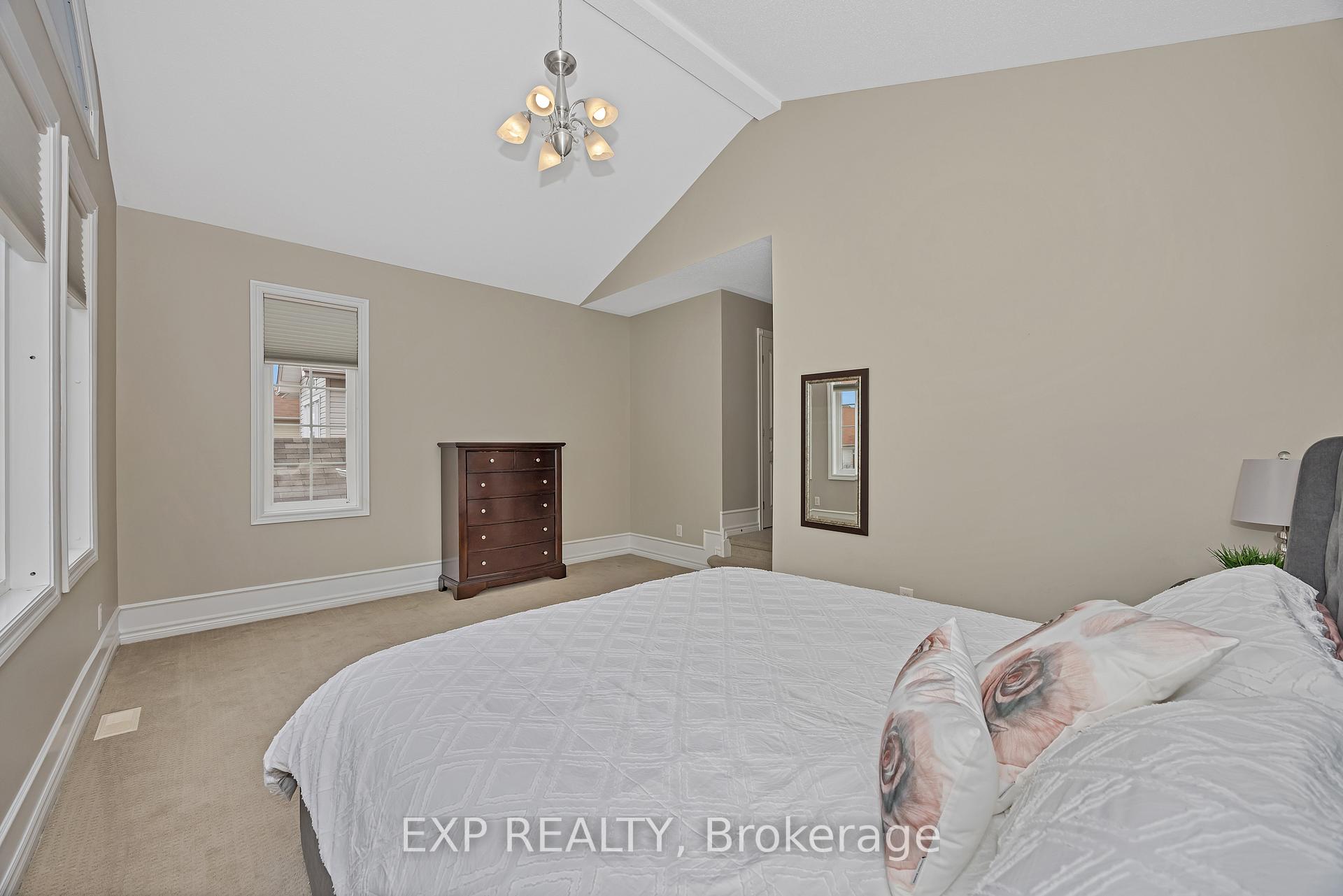 Photo 23 of 574 Dusty Miller Crescent, Ottawa, Riverside South/Gloucester Glen — HOMEH