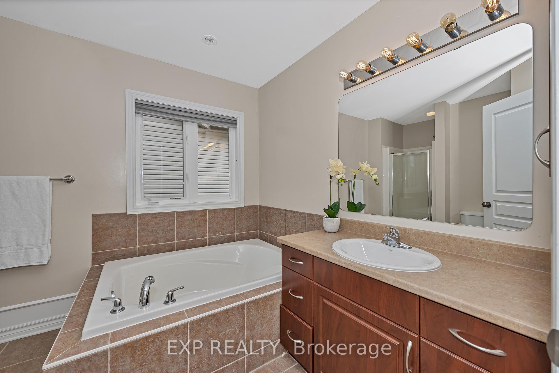 Photo 25 of 574 Dusty Miller Crescent, Ottawa, Riverside South/Gloucester Glen — HOMEH
