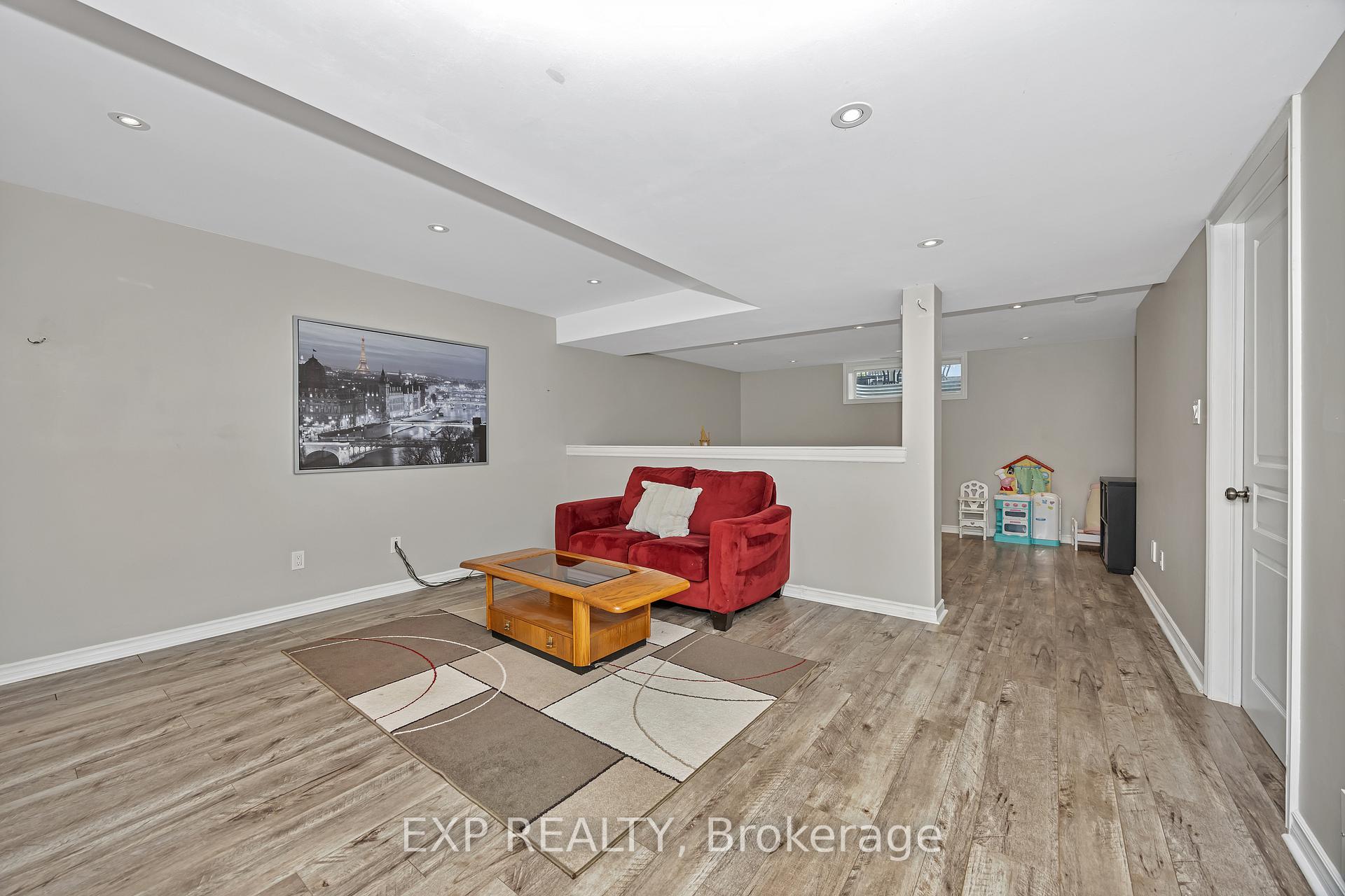 Photo 34 of 574 Dusty Miller Crescent, Ottawa, Riverside South/Gloucester Glen — HOMEH