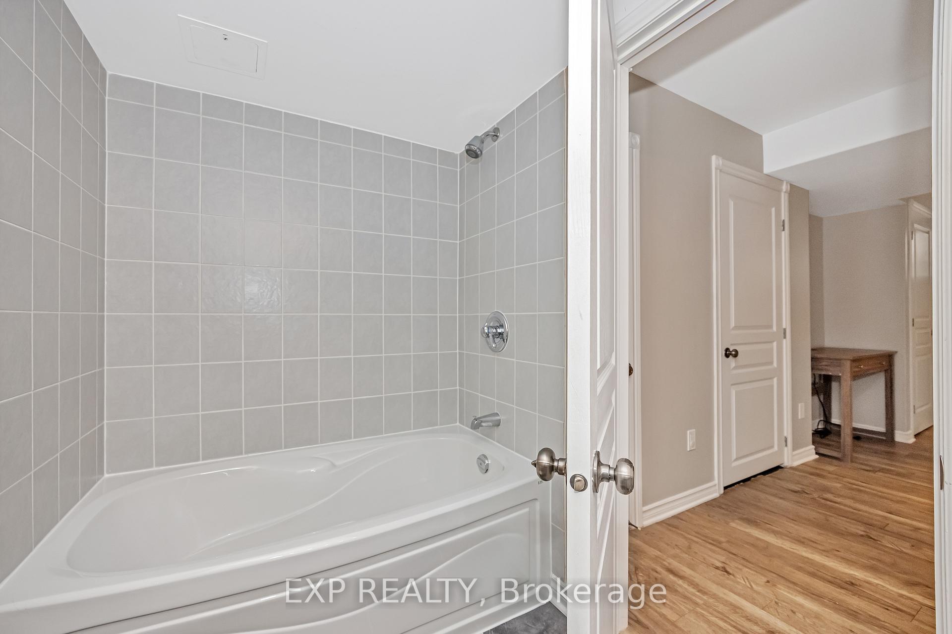 Photo 40 of 574 Dusty Miller Crescent, Ottawa, Riverside South/Gloucester Glen — HOMEH