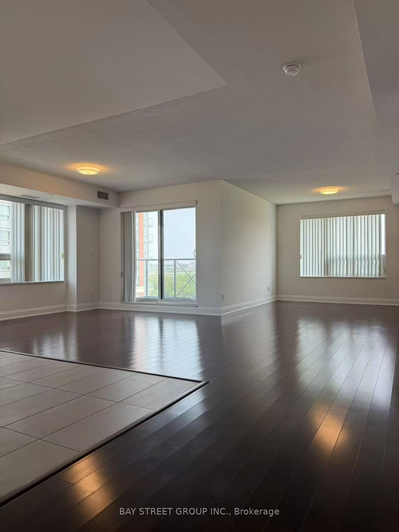 Photo 4 of Unit 1202, 1 Uptown Drive, Markham, Unionville — HOMEH
