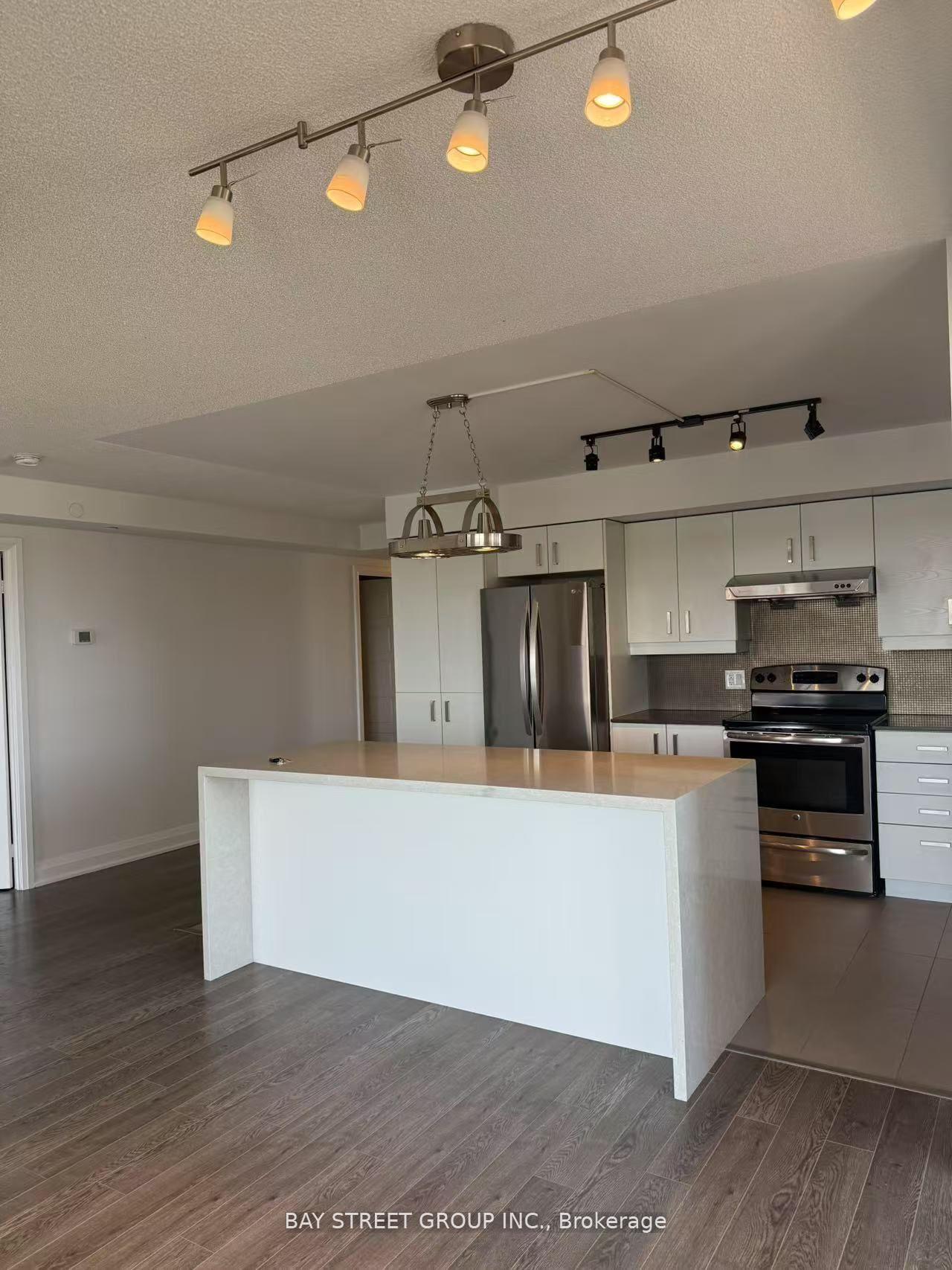 Photo 5 of Unit 1202, 1 Uptown Drive, Markham, Unionville — HOMEH