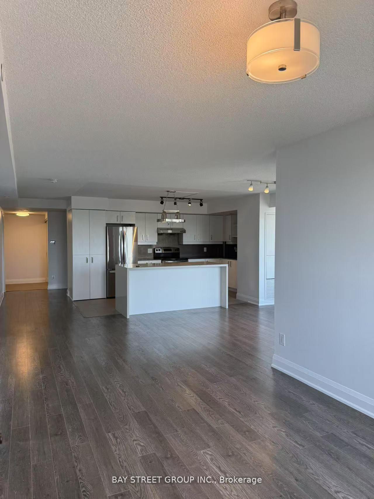 Photo 6 of Unit 1202, 1 Uptown Drive, Markham, Unionville — HOMEH