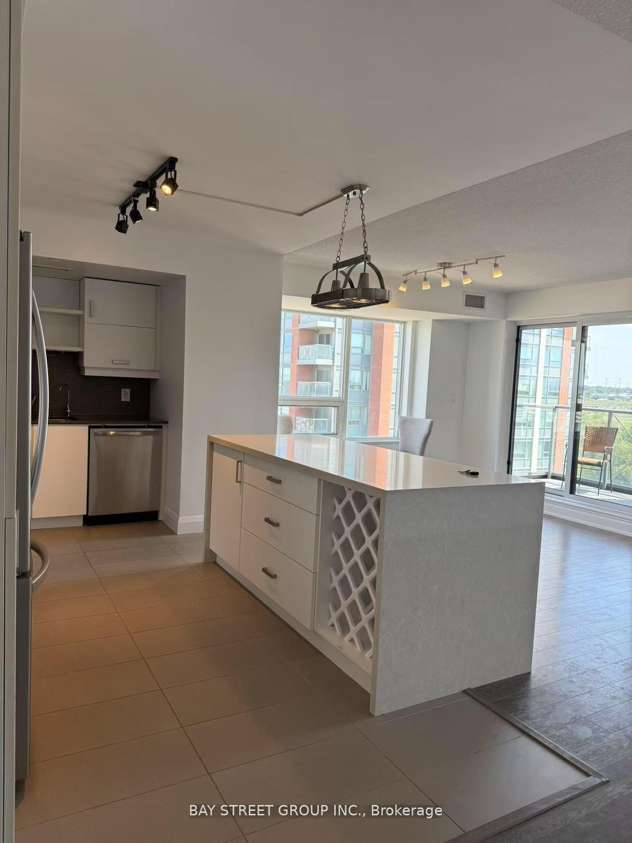 Photo 7 of Unit 1202, 1 Uptown Drive, Markham, Unionville — HOMEH