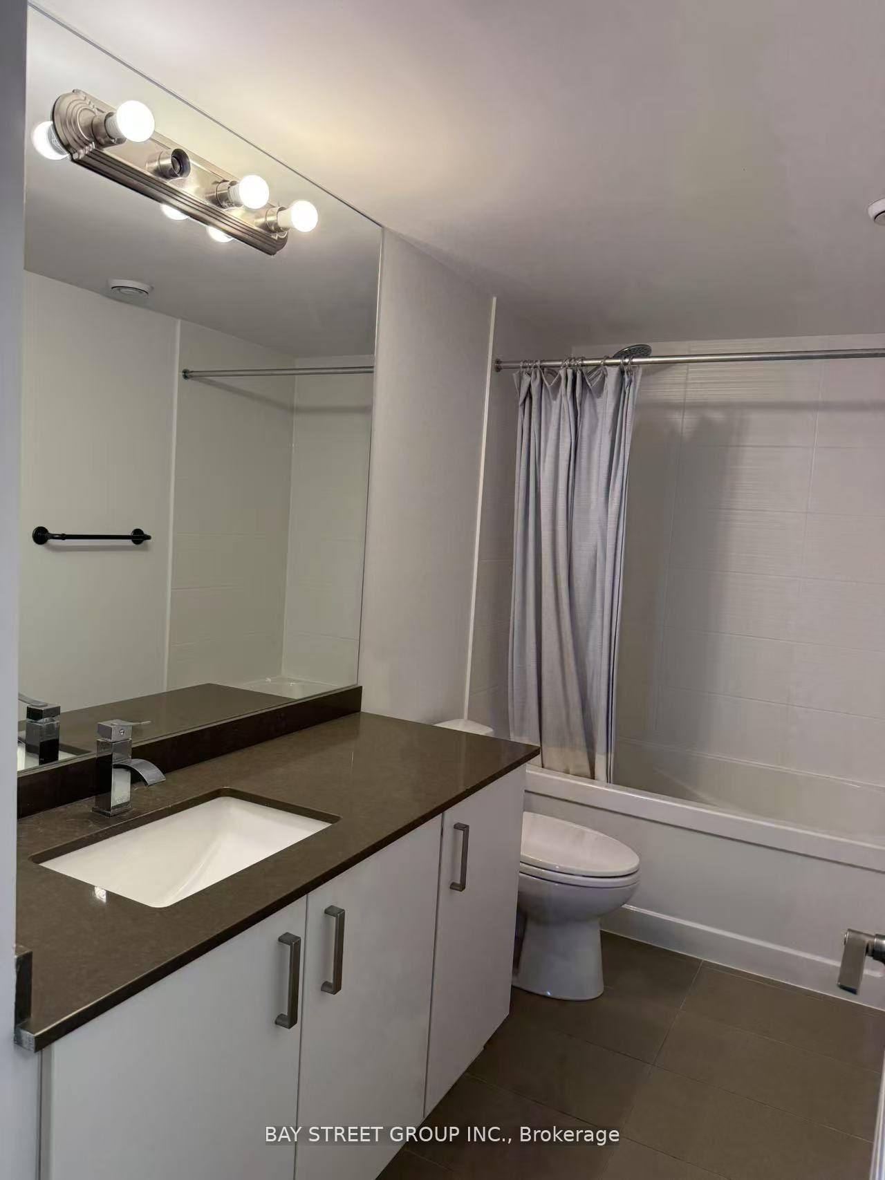 Photo 9 of Unit 1202, 1 Uptown Drive, Markham, Unionville — HOMEH