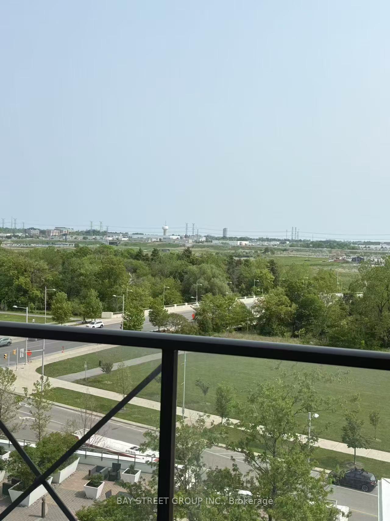 Photo 11 of Unit 1202, 1 Uptown Drive, Markham, Unionville — HOMEH