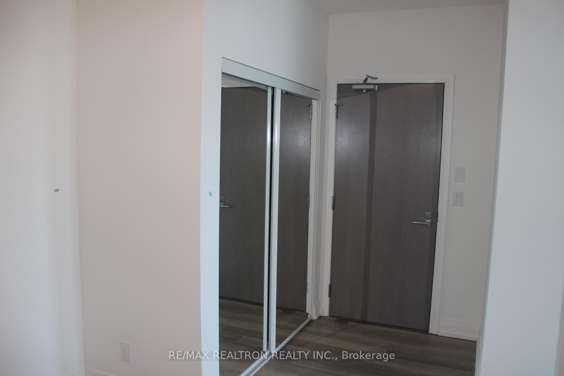 Photo 4 of Unit PH10, 7167 Yonge Street, Markham, Grandview — HOMEH