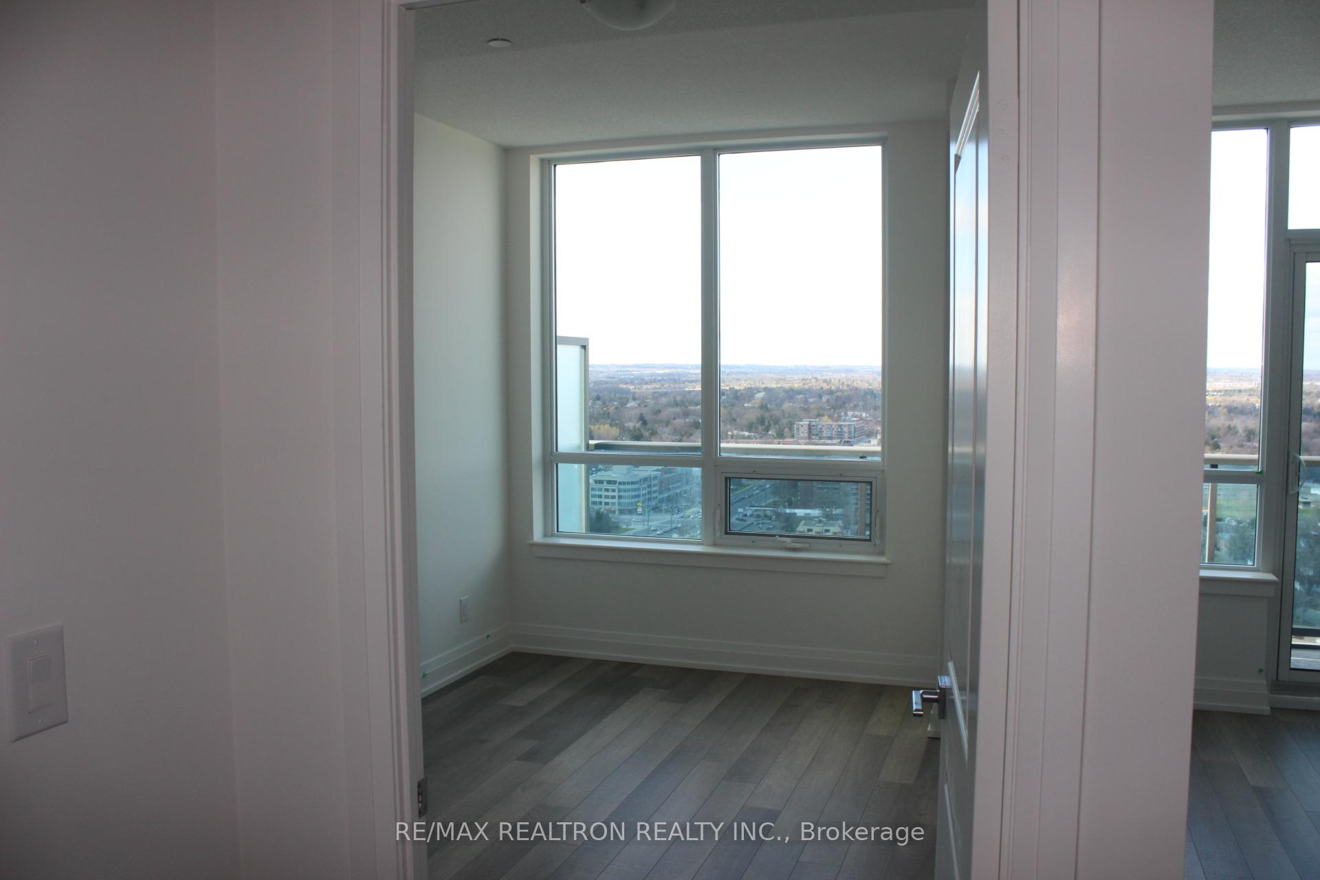 Photo 13 of Unit PH10, 7167 Yonge Street, Markham, Grandview — HOMEH