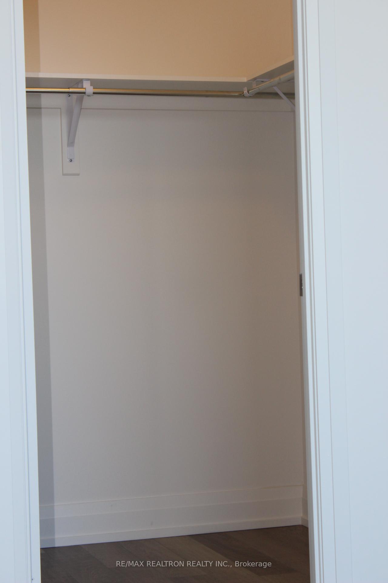 Photo 14 of Unit PH10, 7167 Yonge Street, Markham, Grandview — HOMEH