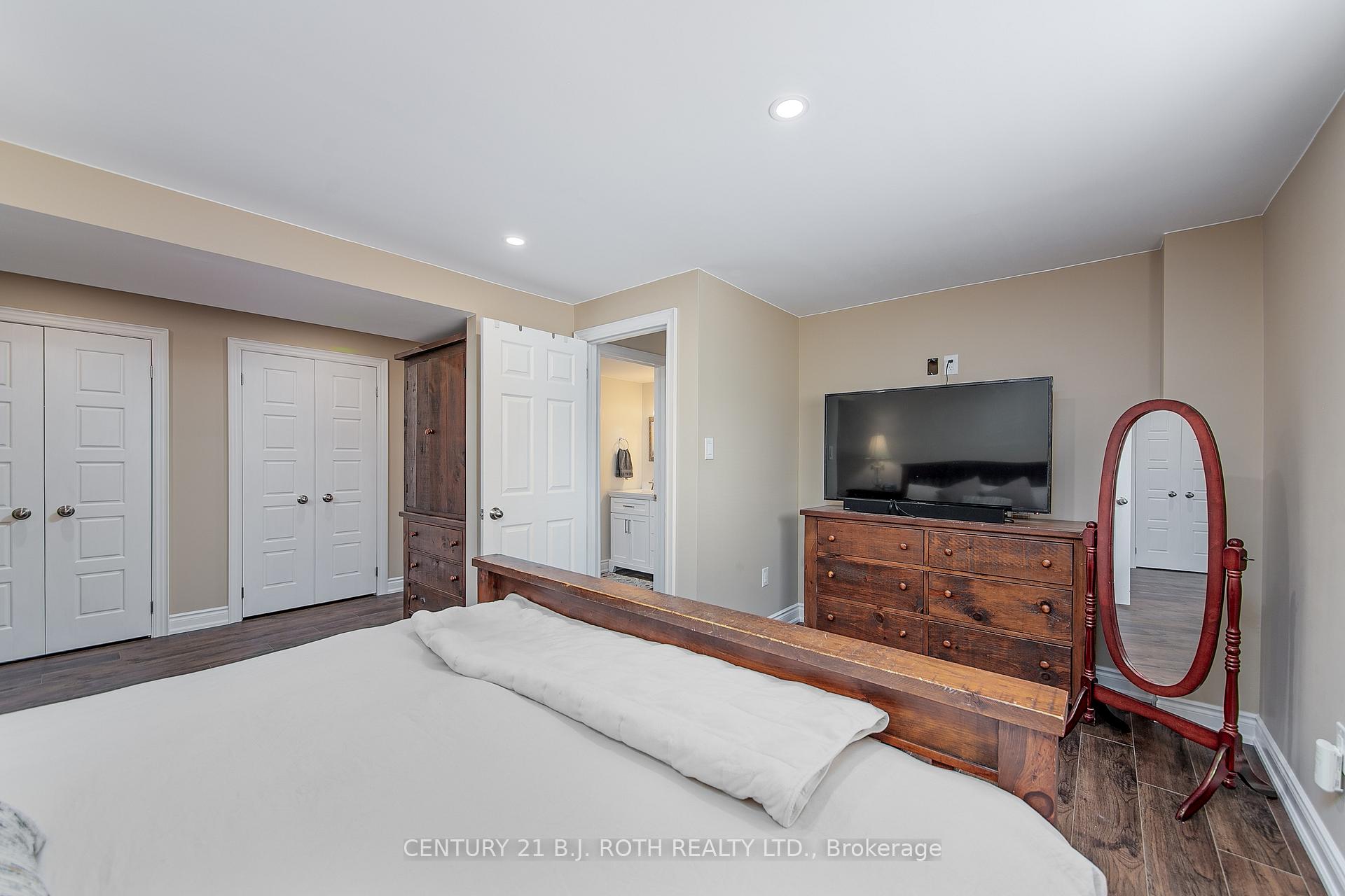 Photo 27 of 239 Centre Street, Essa, Angus — HOMEH