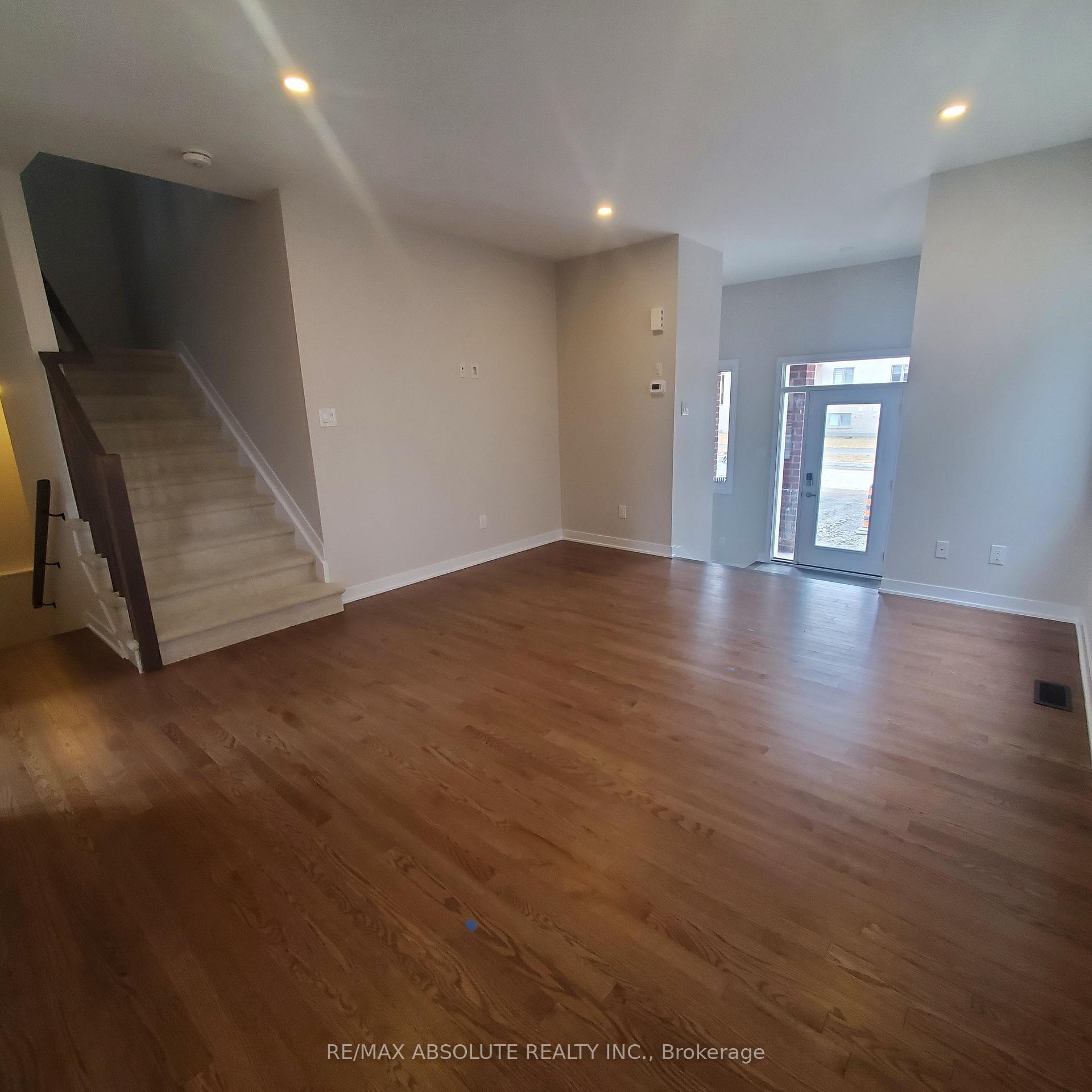 Photo 6 of 1925 Elevation Road, Ottawa, Barrhaven - Half Moon Bay — HOMEH