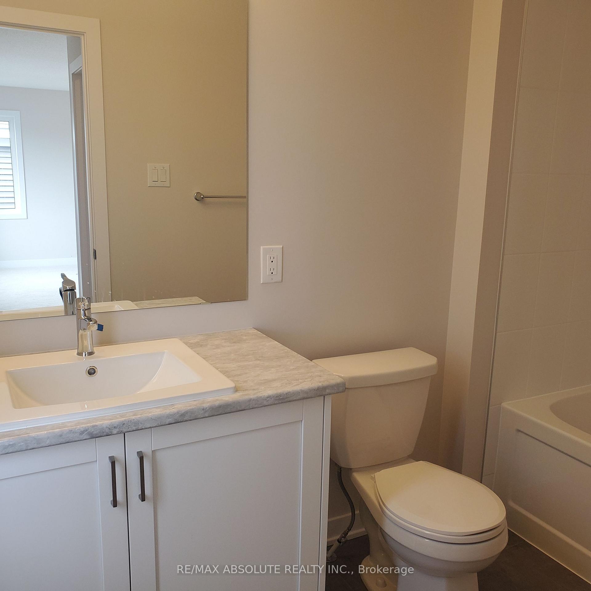 Photo 17 of 1925 Elevation Road, Ottawa, Barrhaven - Half Moon Bay — HOMEH