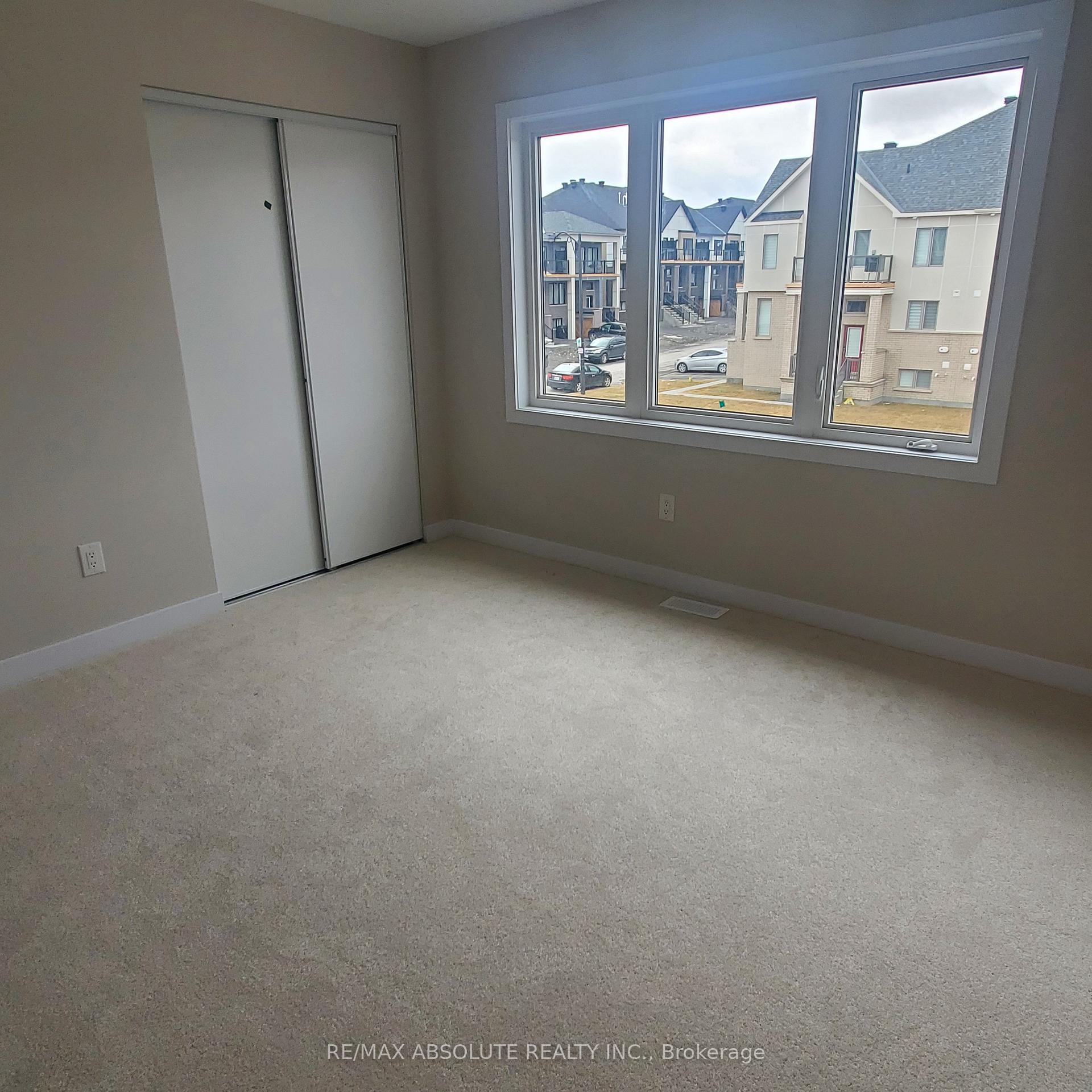 Photo 21 of 1925 Elevation Road, Ottawa, Barrhaven - Half Moon Bay — HOMEH