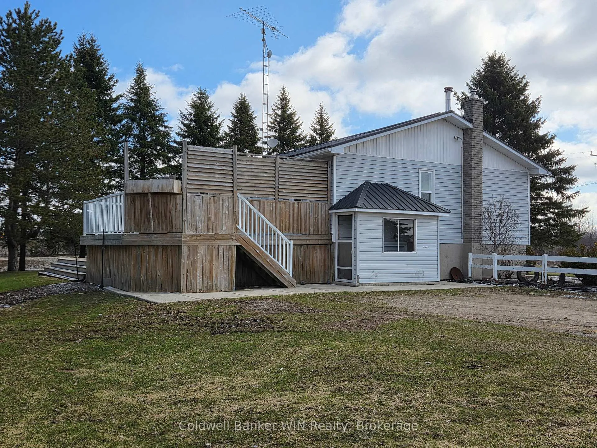 Photo 2 of 7324 5 Side Road E, Wellington North, Rural Wellington North — HOMEH