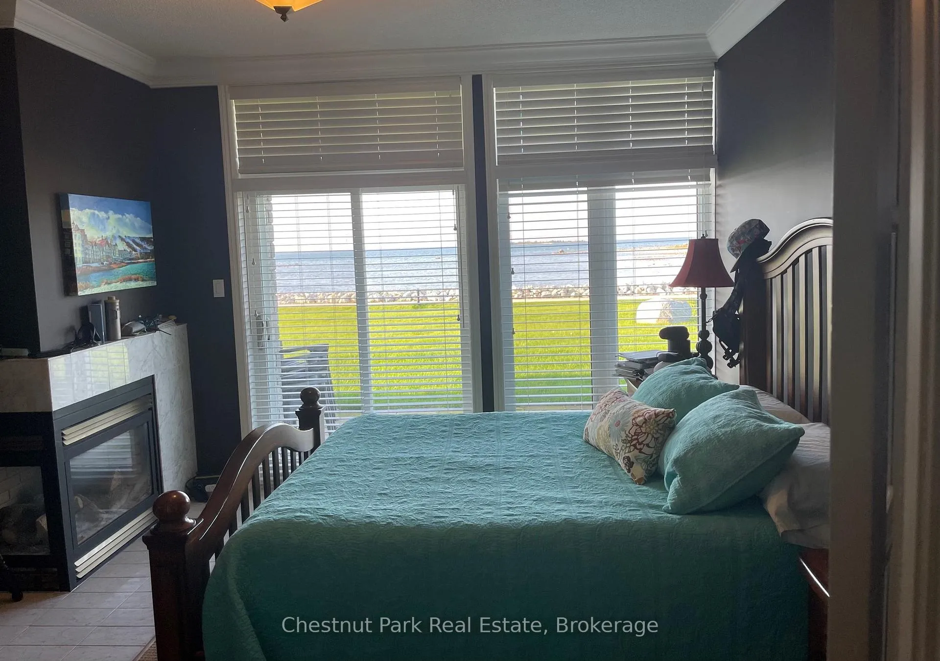 Photo 17 of 850 Suncrest Circle, Collingwood — HOMEH