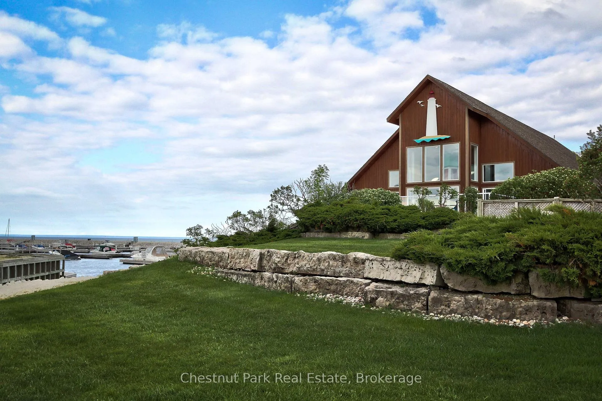 Photo 25 of 850 Suncrest Circle, Collingwood — HOMEH