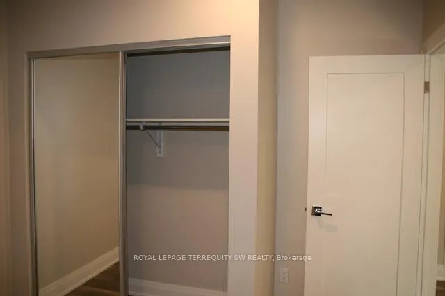 Photo 7 of Unit 6, 115 Madison Avenue, Toronto, The Annex — HOMEH