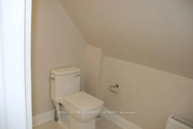 Photo 8 of Unit 6, 115 Madison Avenue, Toronto, The Annex — HOMEH