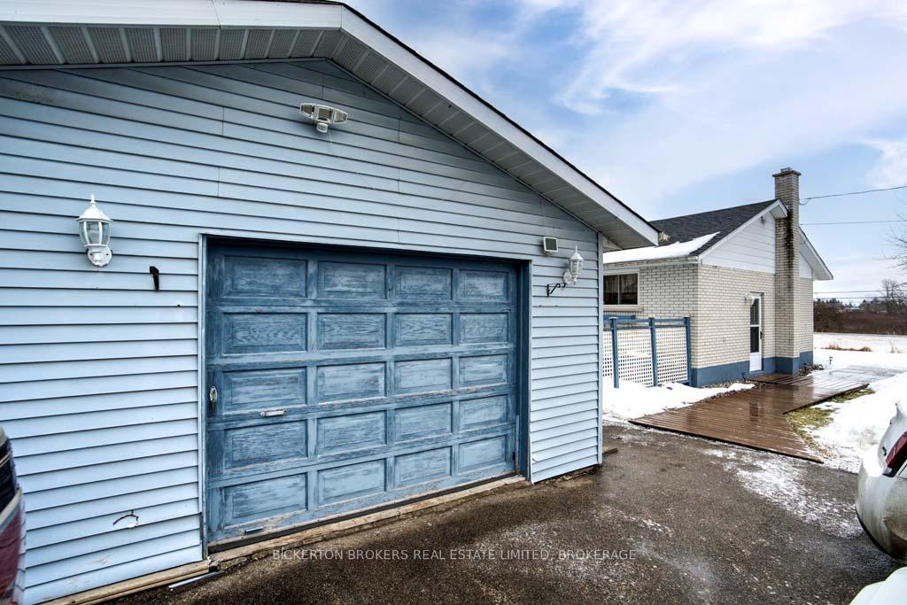 Photo 19 of 11 Ferguson Lane W, Gananoque — HOMEH