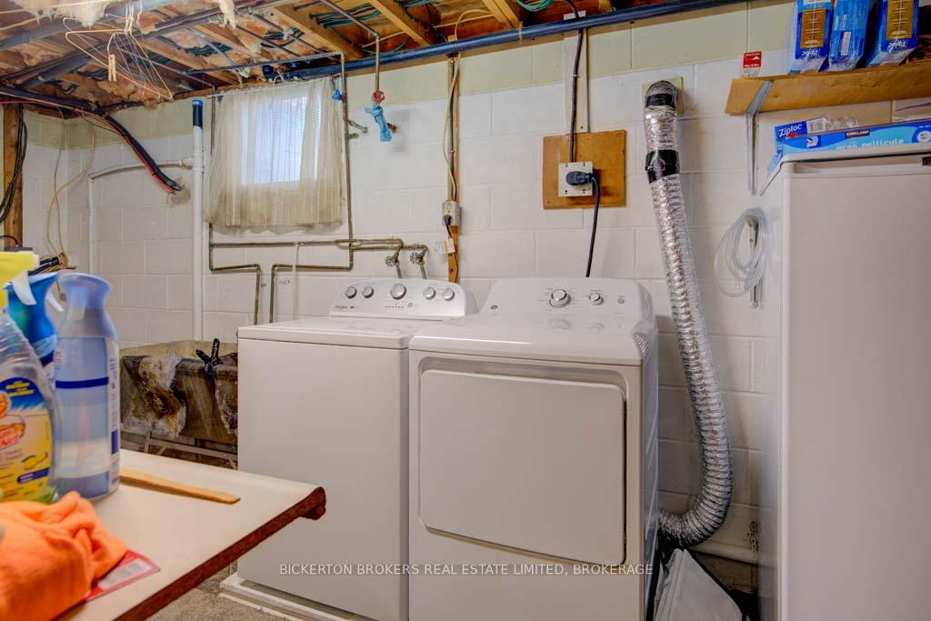Photo 22 of 11 Ferguson Lane W, Gananoque — HOMEH