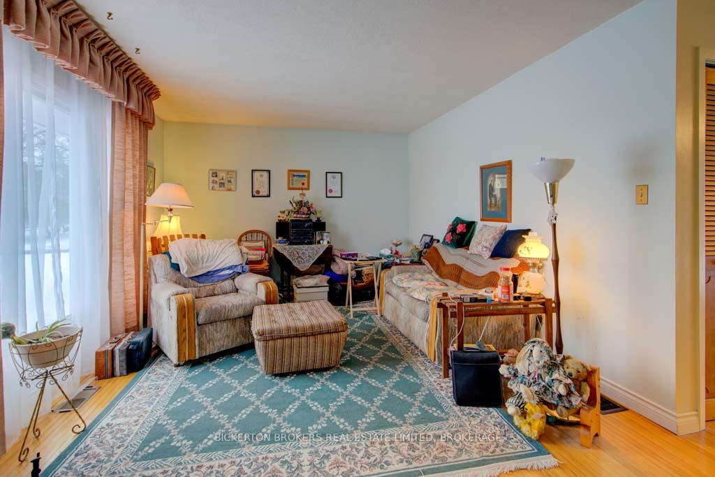 Photo 34 of 11 Ferguson Lane W, Gananoque — HOMEH