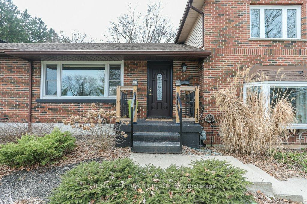 Photo 5 of 143 Centennial Avenue, Central Elgin, Rural Central Elgin — HOMEH