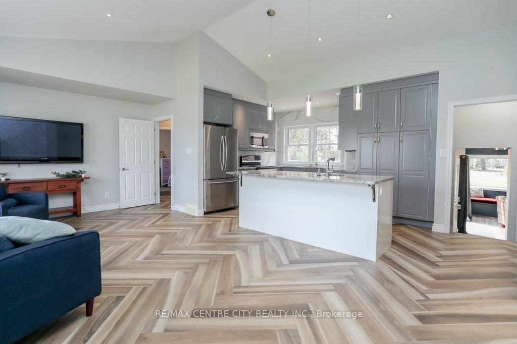 Photo 6 of 143 Centennial Avenue, Central Elgin, Rural Central Elgin — HOMEH
