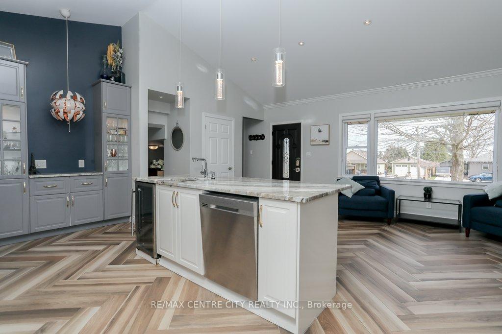 Photo 14 of 143 Centennial Avenue, Central Elgin, Rural Central Elgin — HOMEH