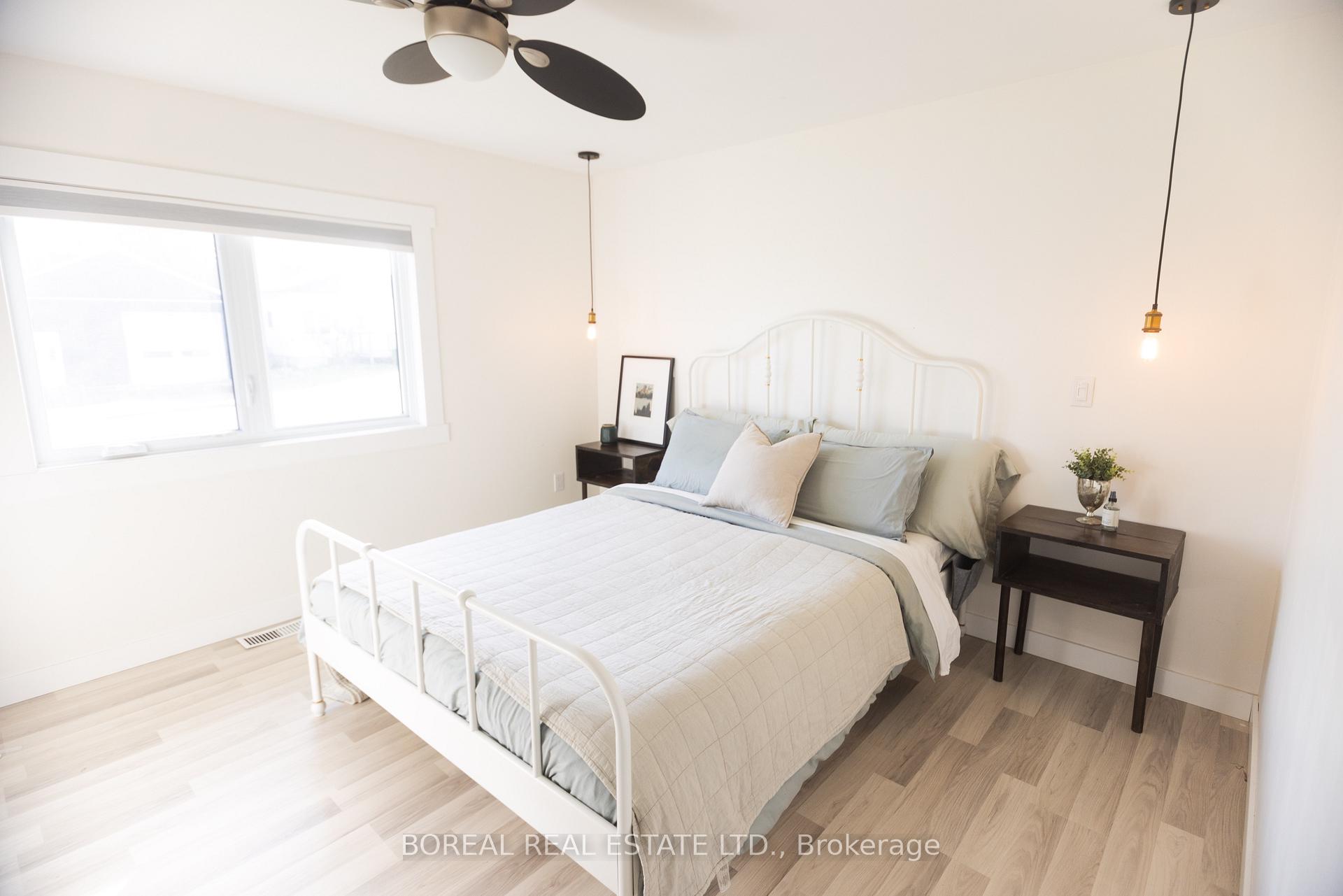 Photo 15 of 43 Huron Road, Cochrane — HOMEH