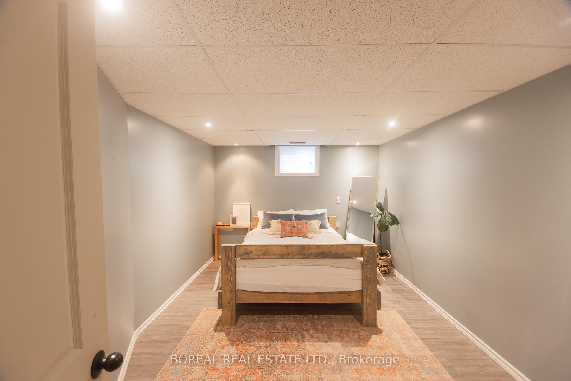 Photo 20 of 43 Huron Road, Cochrane — HOMEH