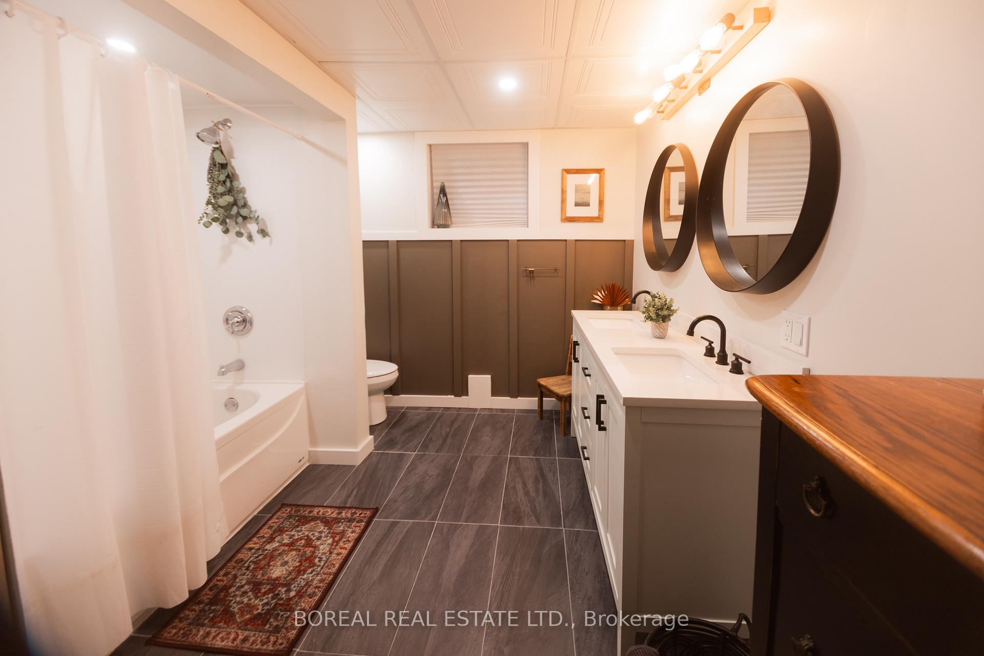 Photo 21 of 43 Huron Road, Cochrane — HOMEH