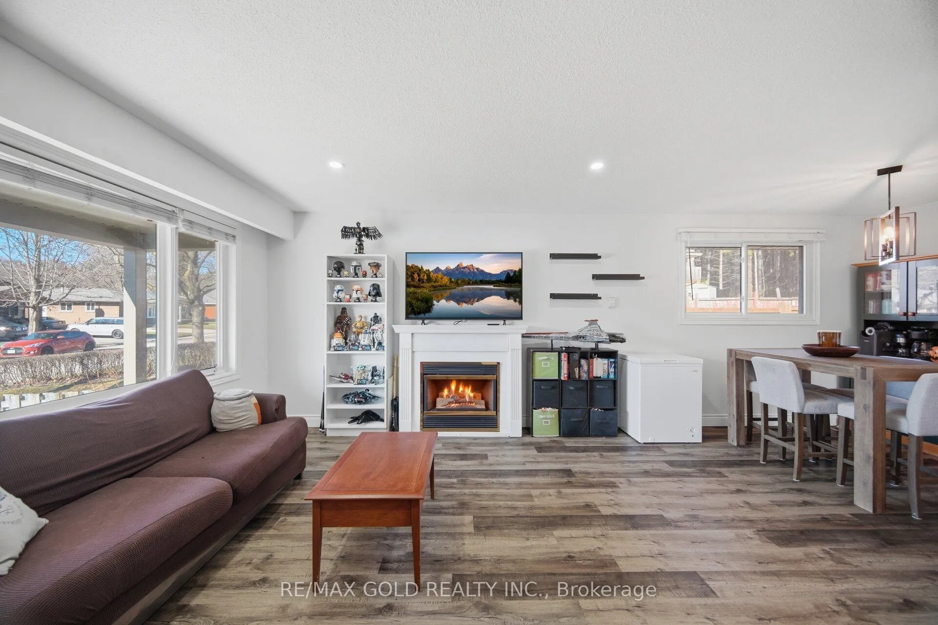 Photo 16 of 114 Arrowhead Crescent, Kitchener — HOMEH