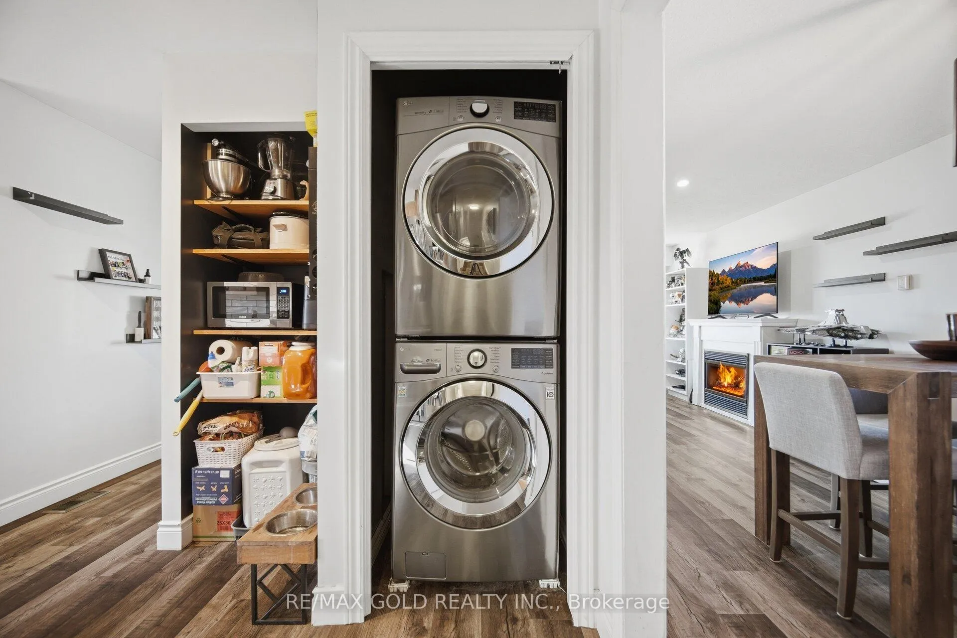 Photo 18 of 114 Arrowhead Crescent, Kitchener — HOMEH