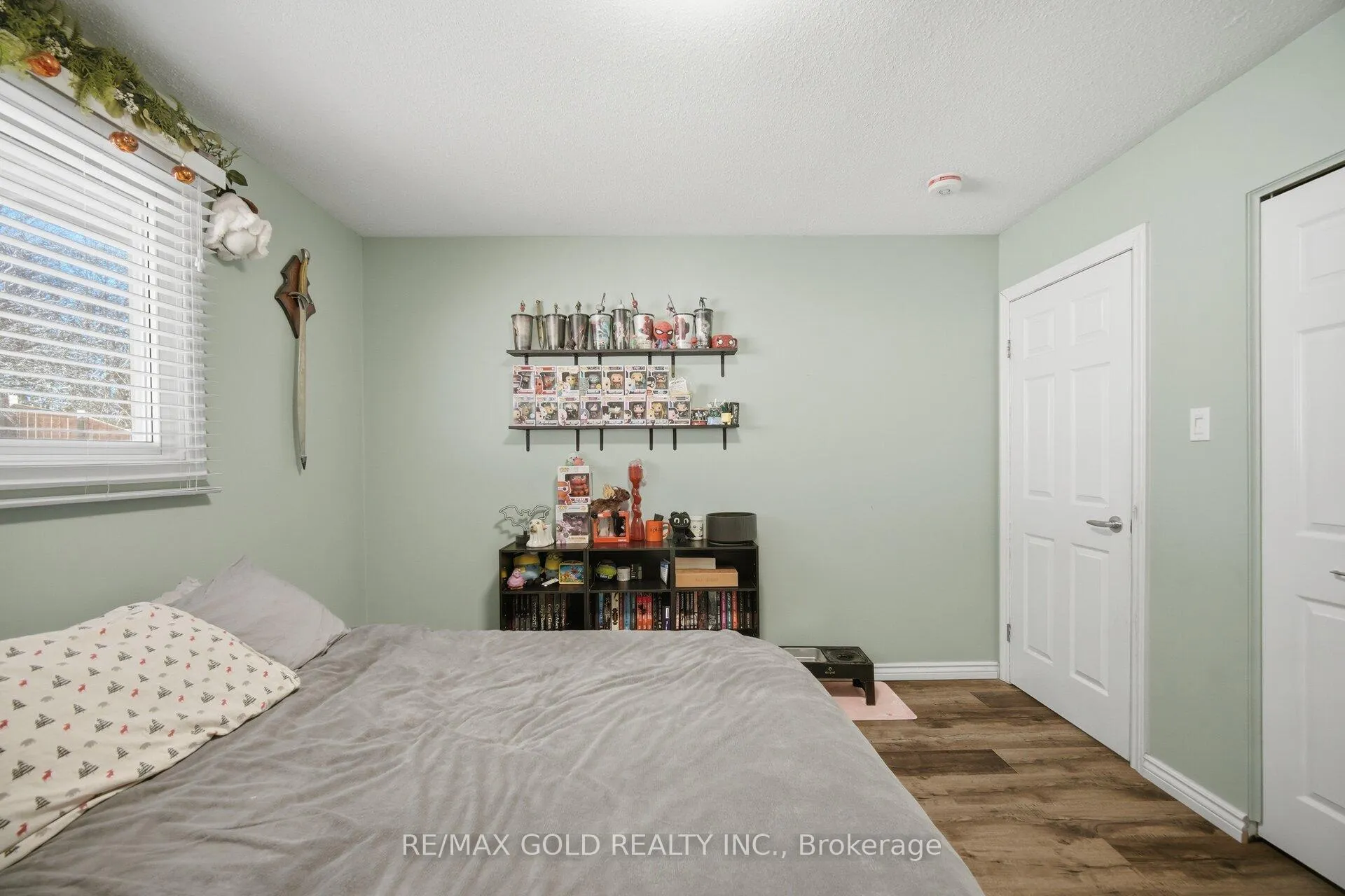 Photo 21 of 114 Arrowhead Crescent, Kitchener — HOMEH