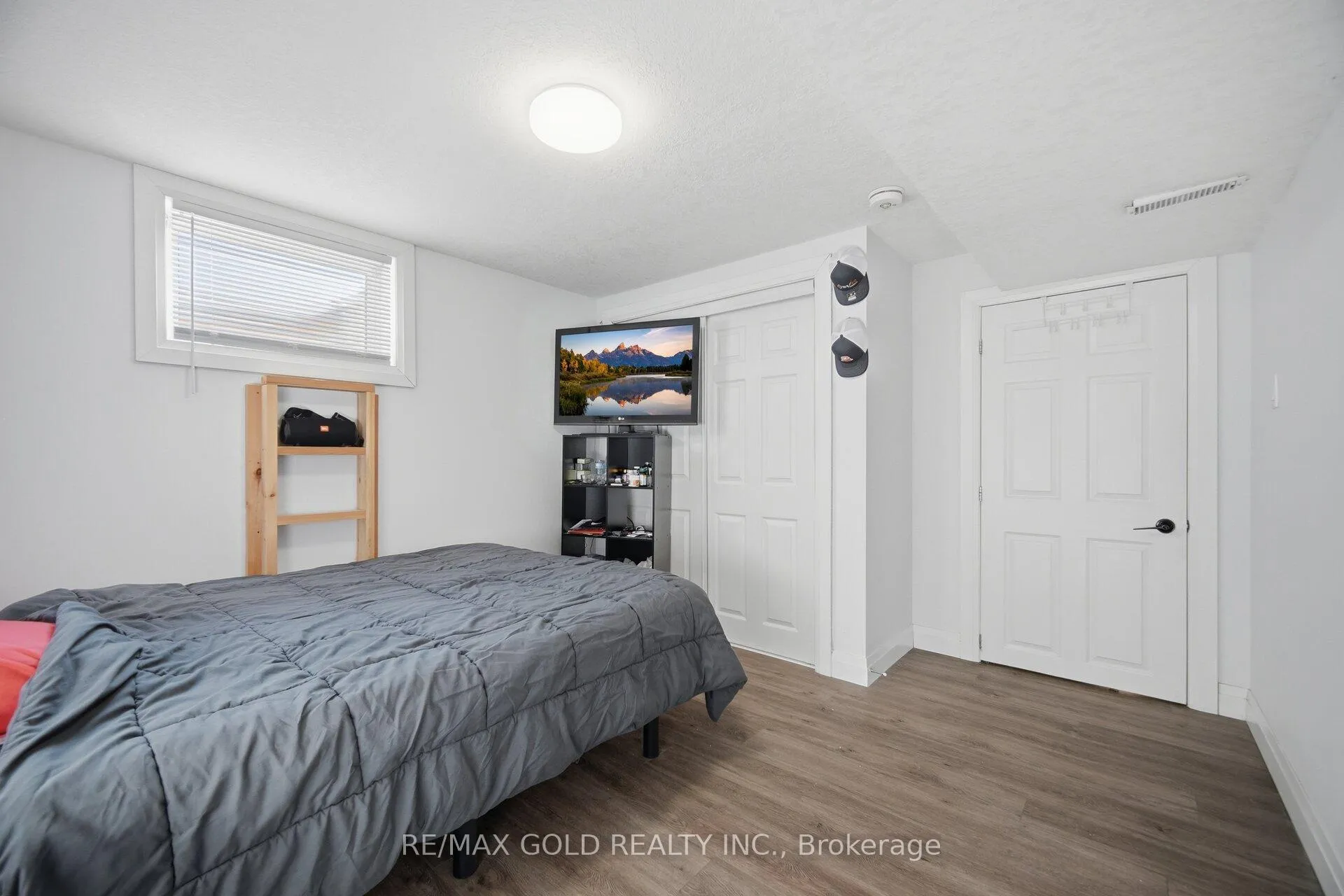 Photo 33 of 114 Arrowhead Crescent, Kitchener — HOMEH