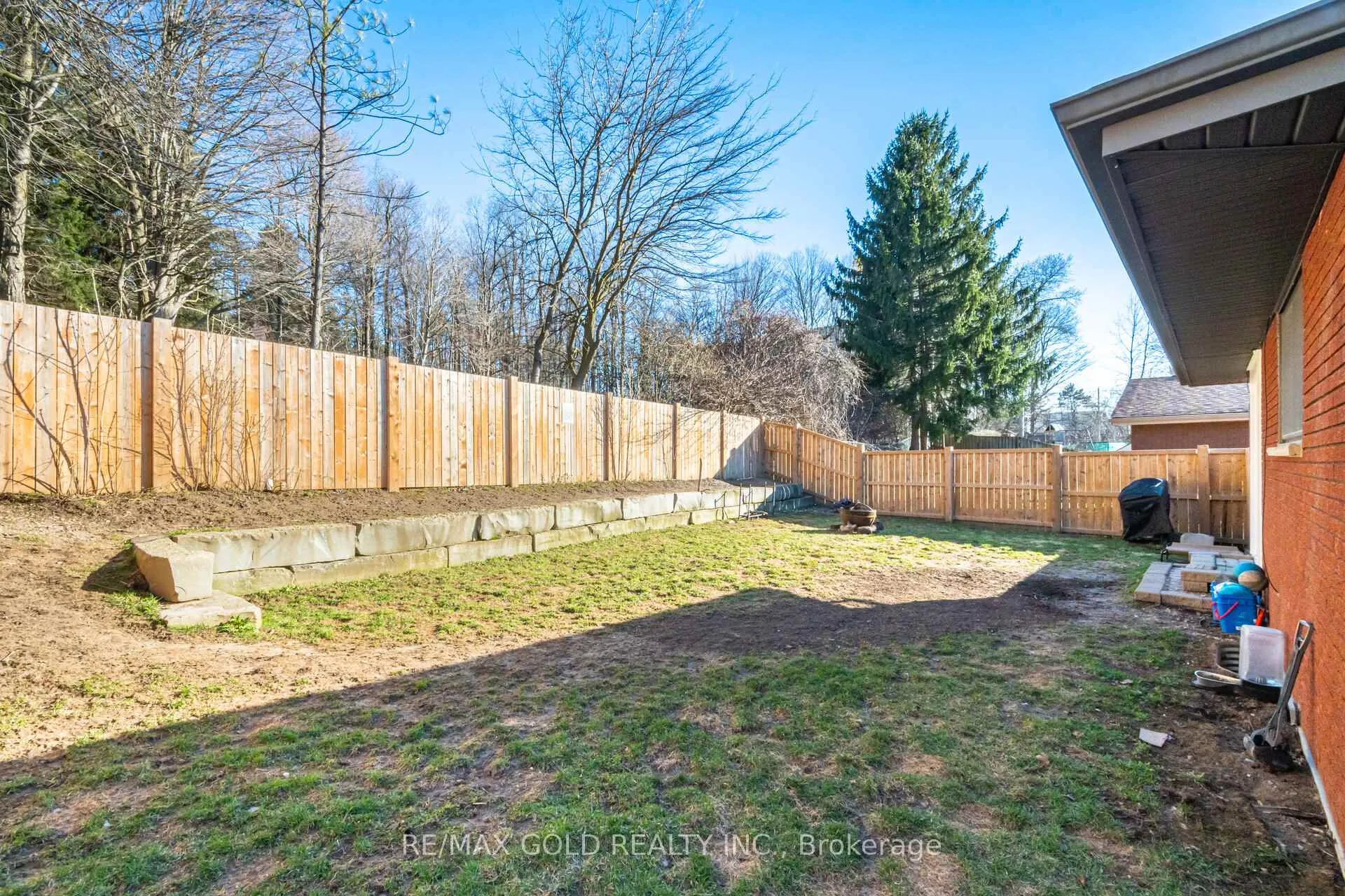 Photo 39 of 114 Arrowhead Crescent, Kitchener — HOMEH