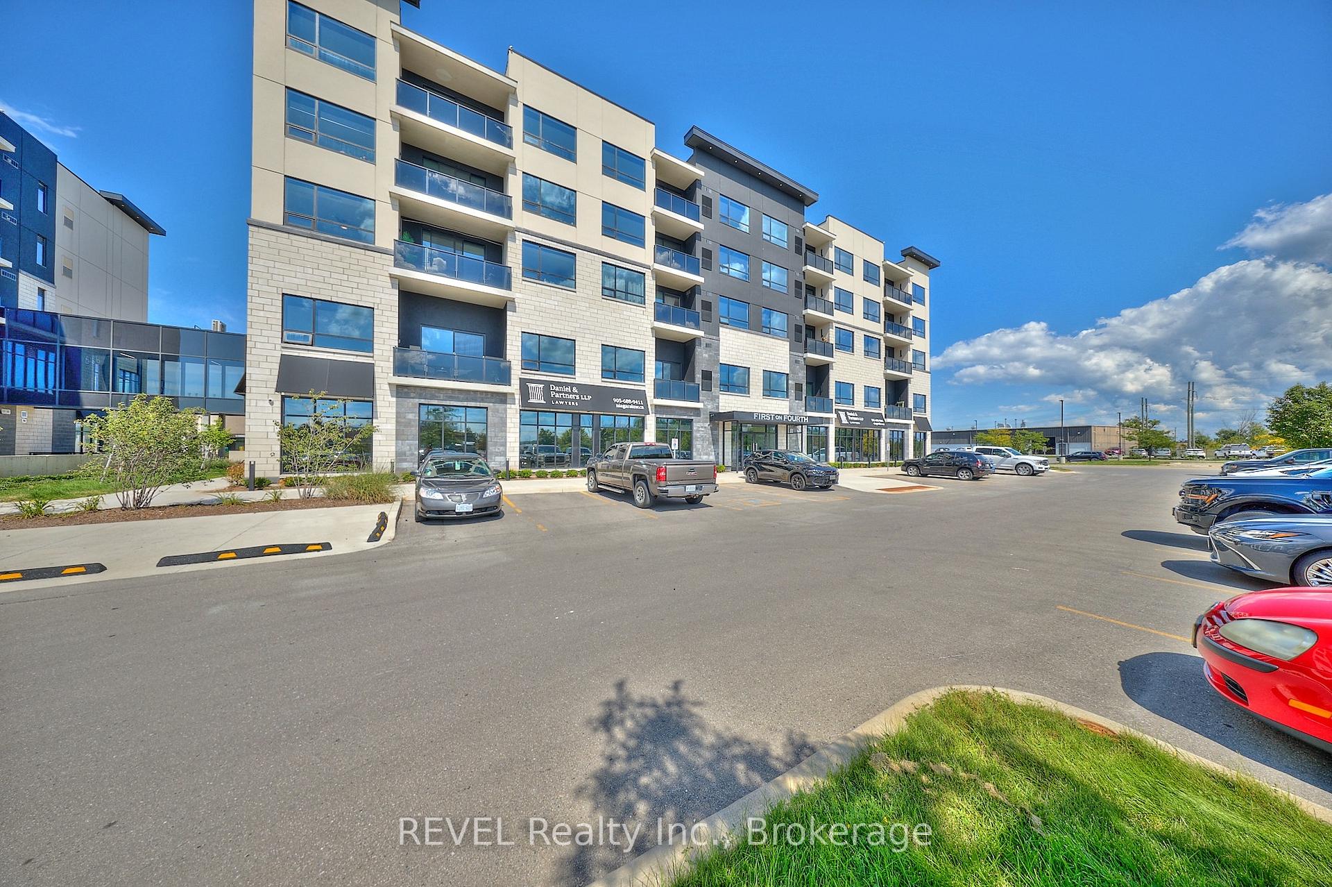 Photo 1 of Unit 504, 300B Fourth Avenue, St. Catharines, Ridley — HOMEH