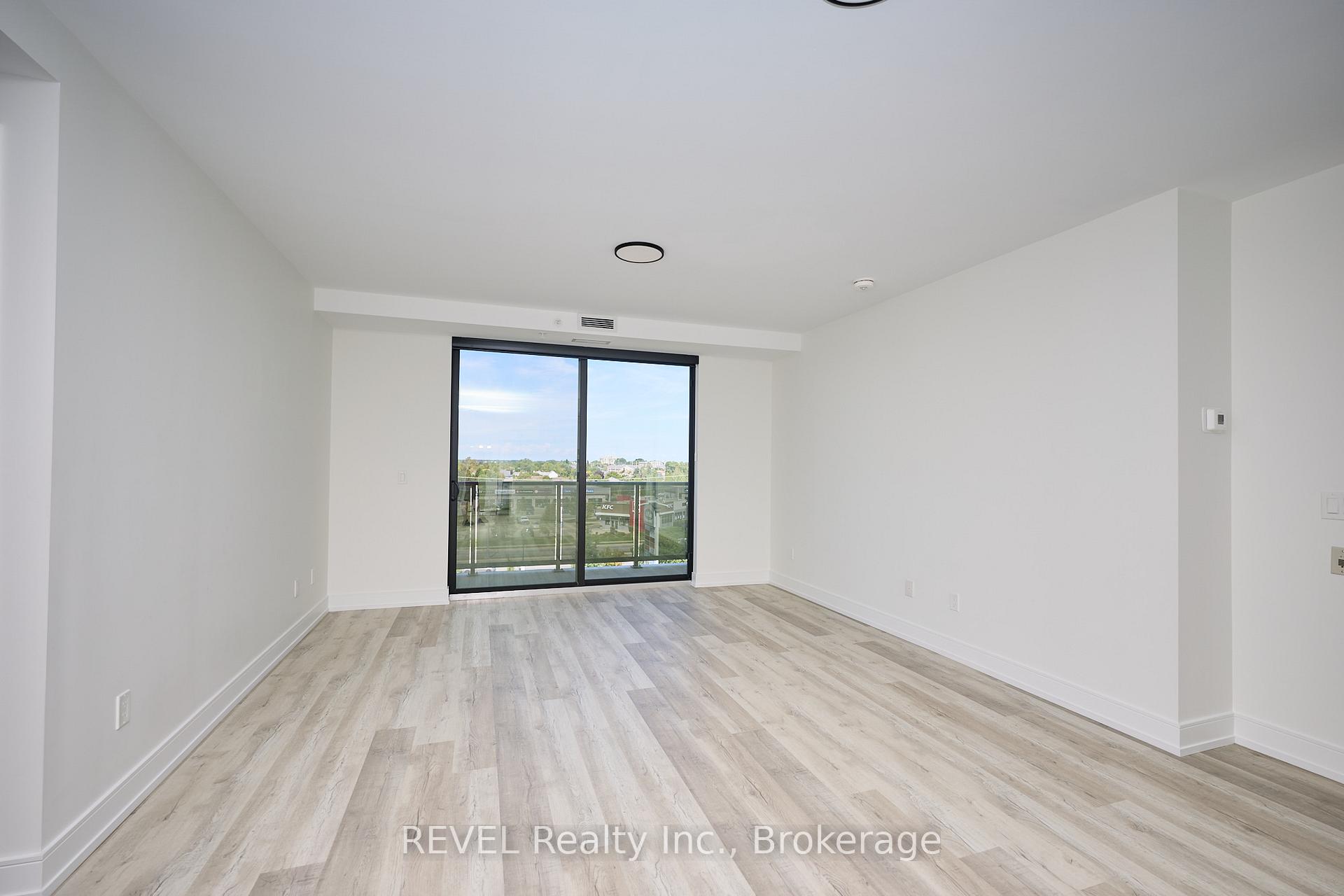 Photo 7 of Unit 504, 300B Fourth Avenue, St. Catharines, Ridley — HOMEH