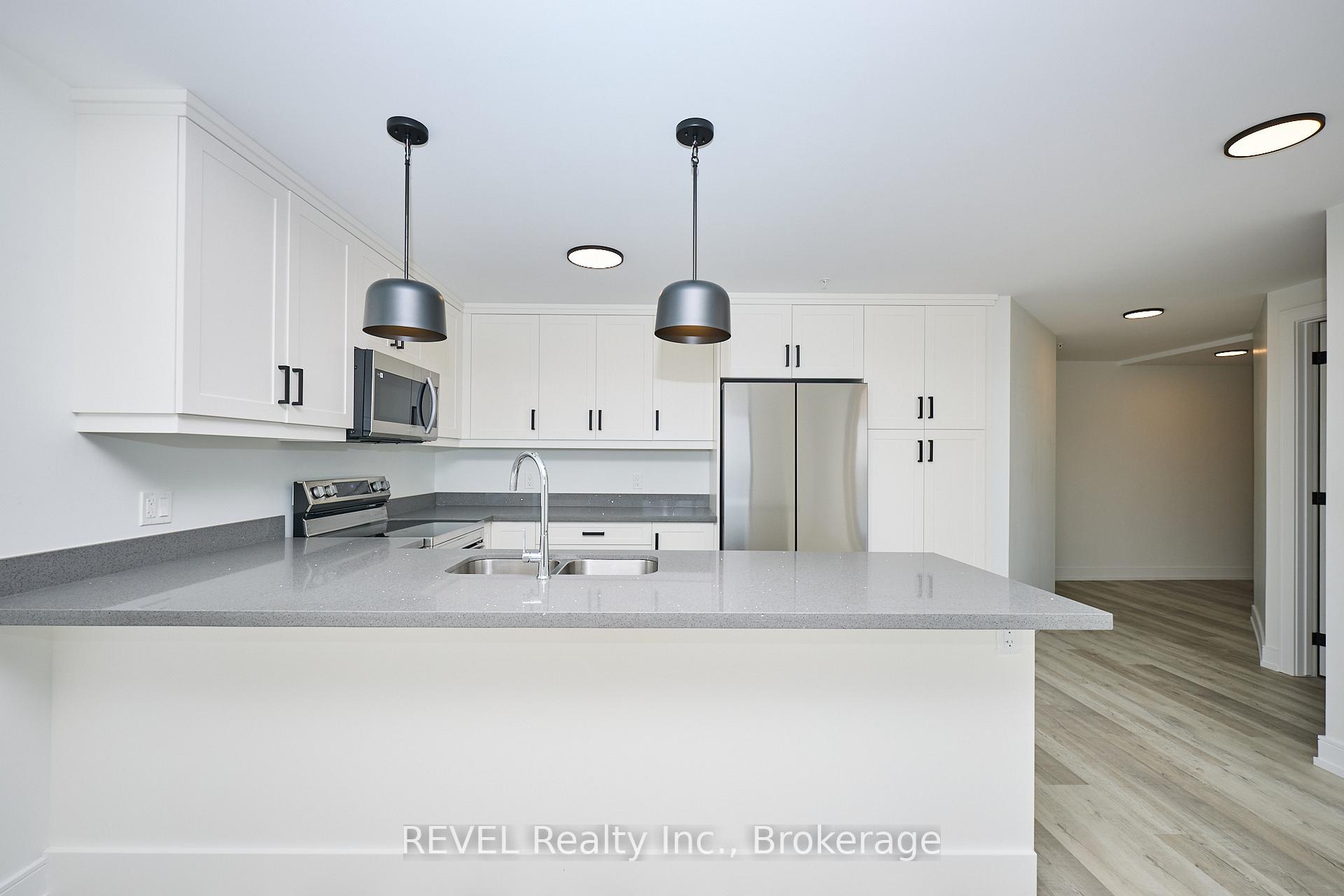 Photo 11 of Unit 504, 300B Fourth Avenue, St. Catharines, Ridley — HOMEH