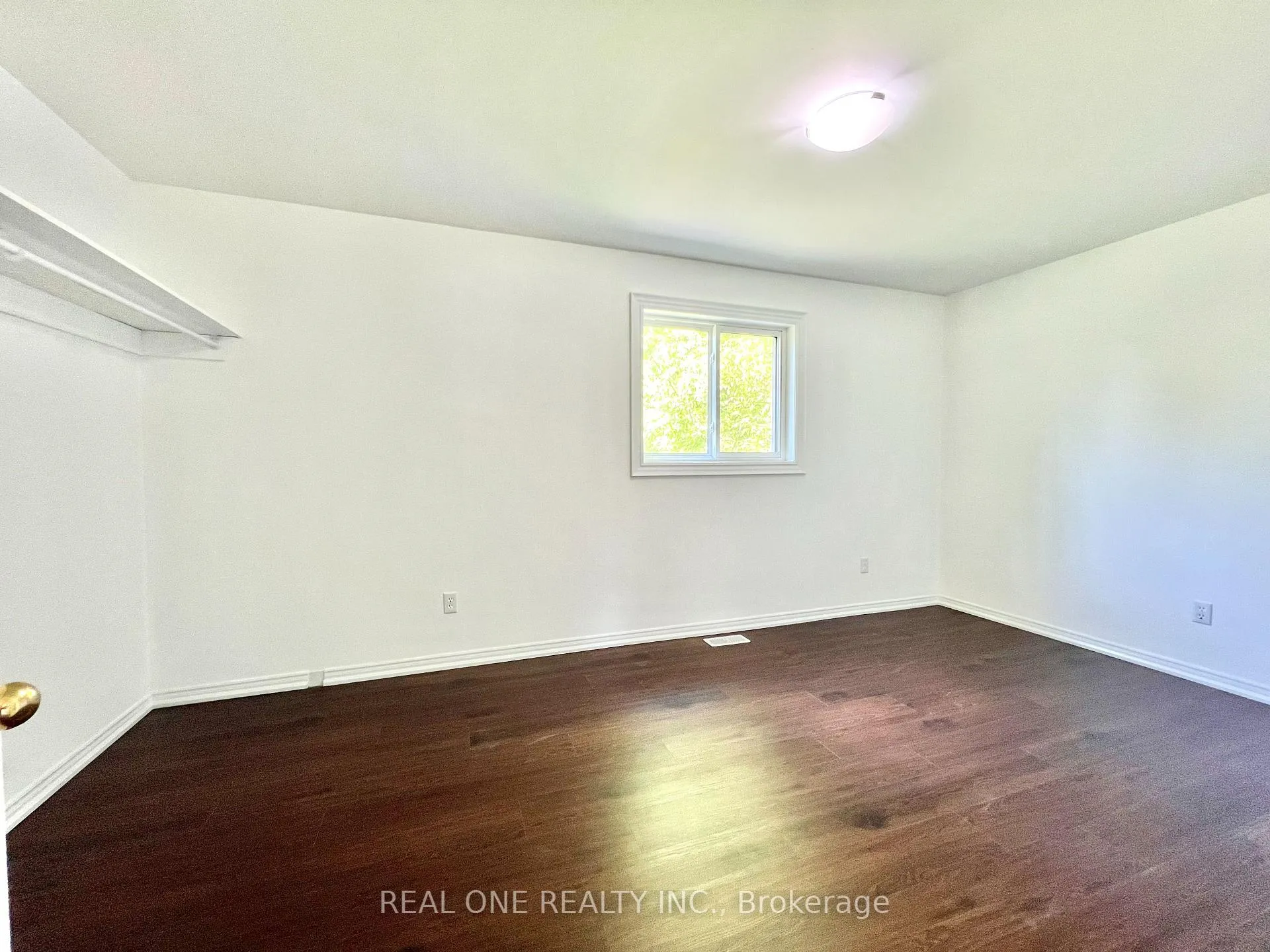Photo 11 of 216 Foster Drive, Barrie, Painswick North — HOMEH