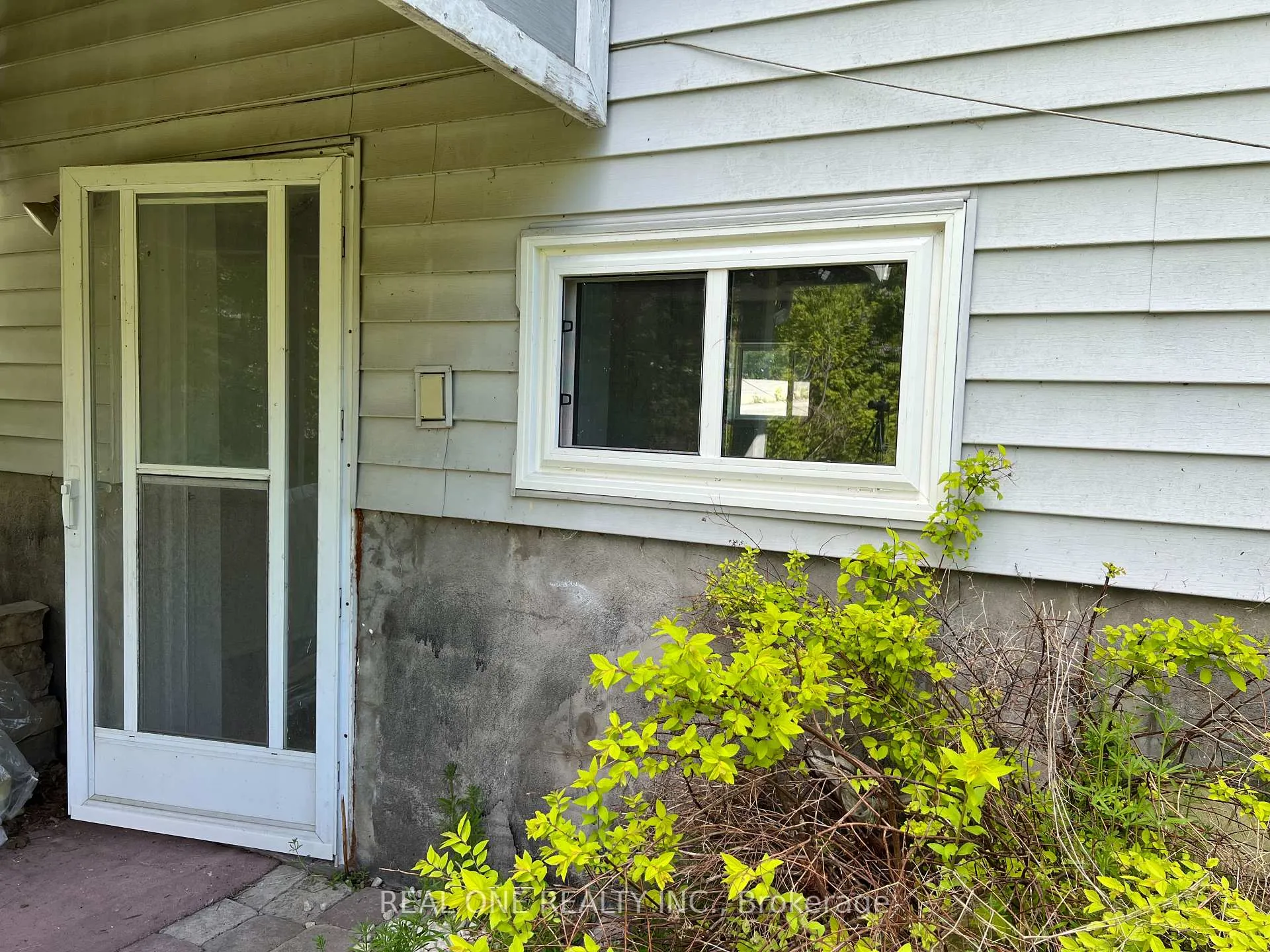 Photo 14 of 216 Foster Drive, Barrie, Painswick North — HOMEH