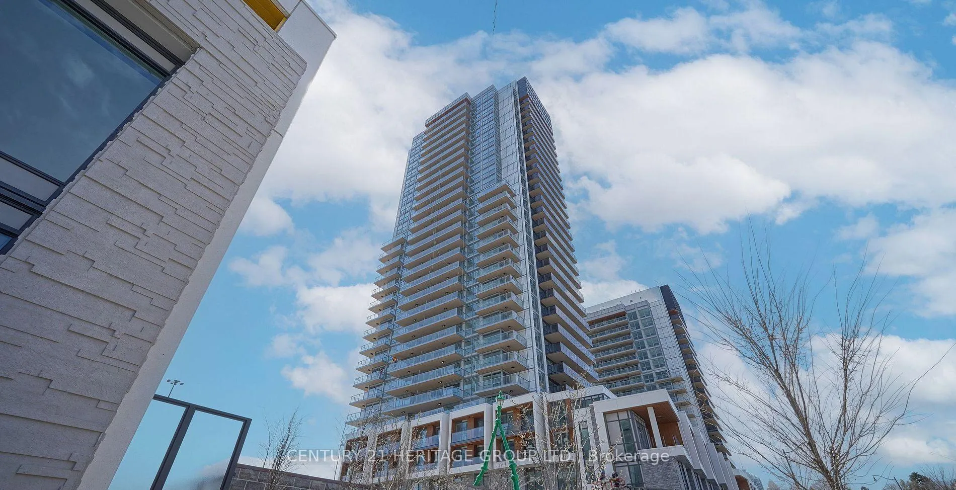 Photo 2 of Unit 1505, 25 McMahon Drive, North York, Bayview Village — HOMEH
