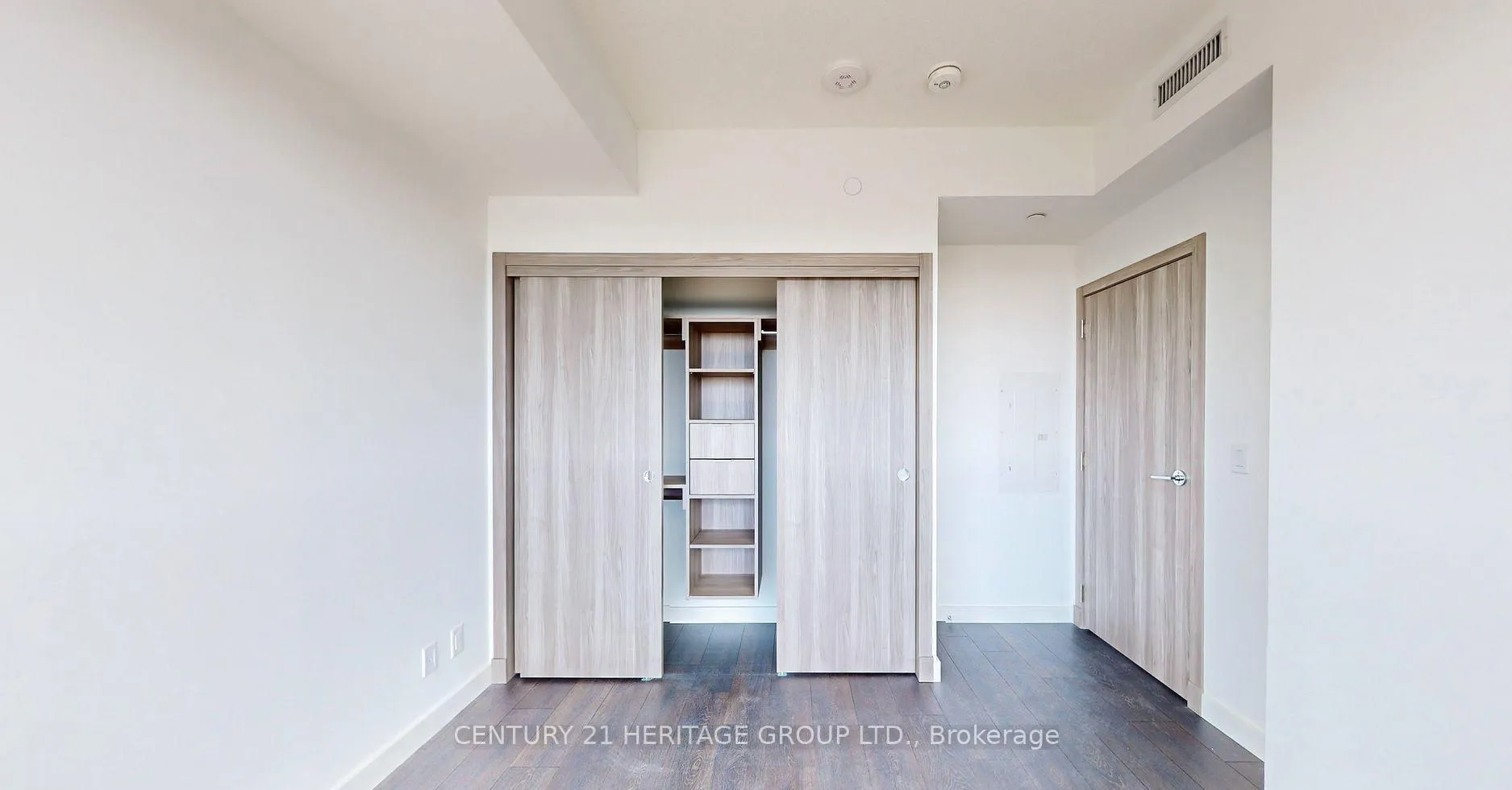Photo 15 of Unit 1505, 25 McMahon Drive, North York, Bayview Village — HOMEH