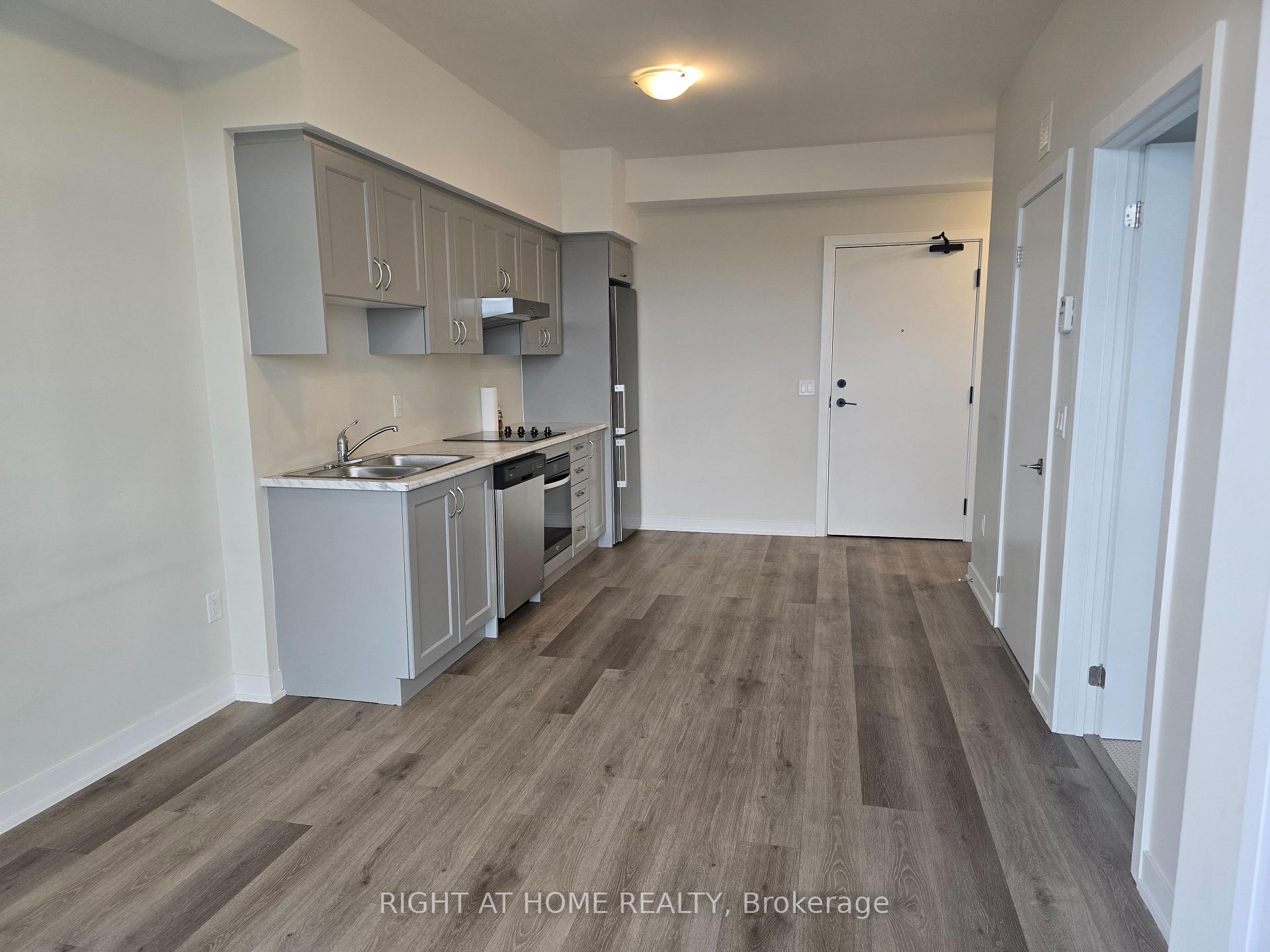 Photo 11 of Unit 522, 600 North Service Road, Hamilton, Lakeshore — HOMEH